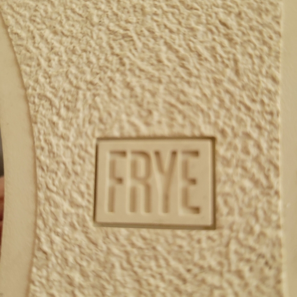 Frye Lena Low Top Zip Sneaker - Picture 3 of 9